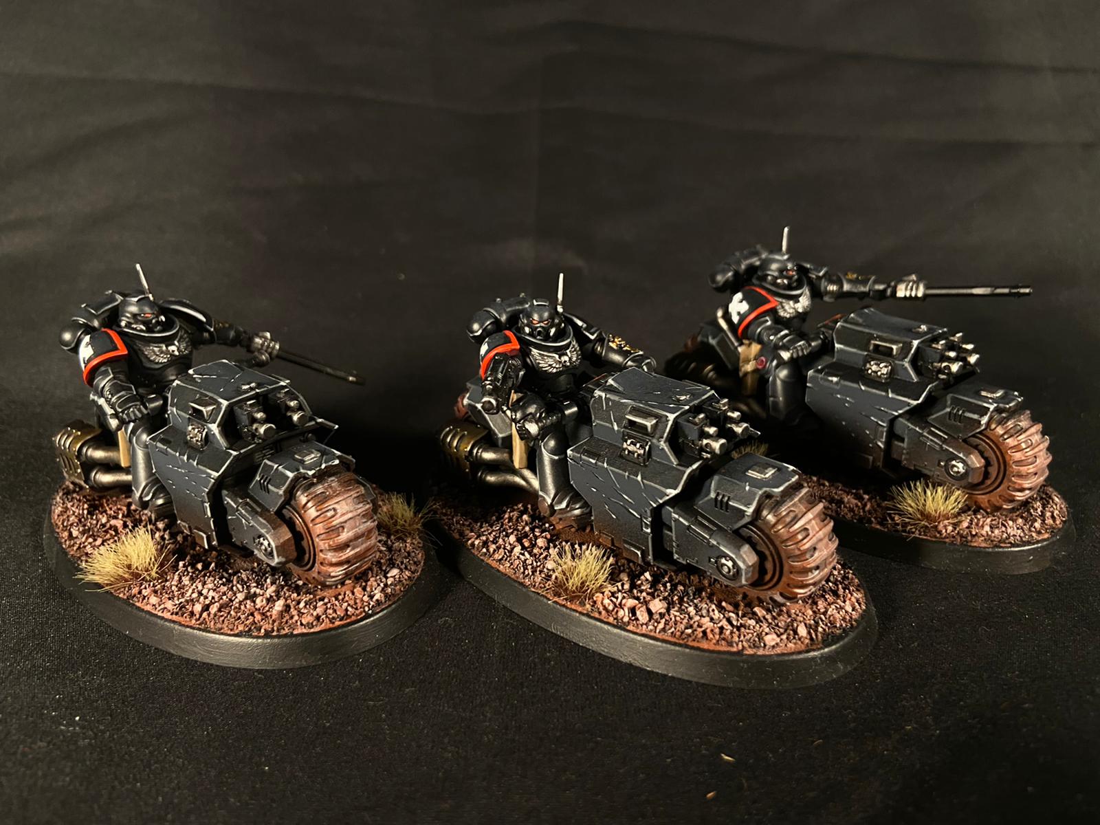 Spacemarines Outriders